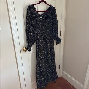 Doen Black Floral Long Sleeve Dress